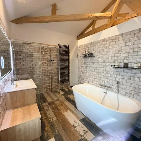 Maison Privee Avec Jacuzzi, Au Calme, A Proximite De La Rochelle 펜션 Vérines